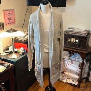 Super cute long Nordstrom Cardi! 💕😻